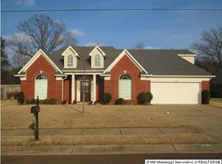 6482 White Hawk Ln, Olive Branch, MS 38654