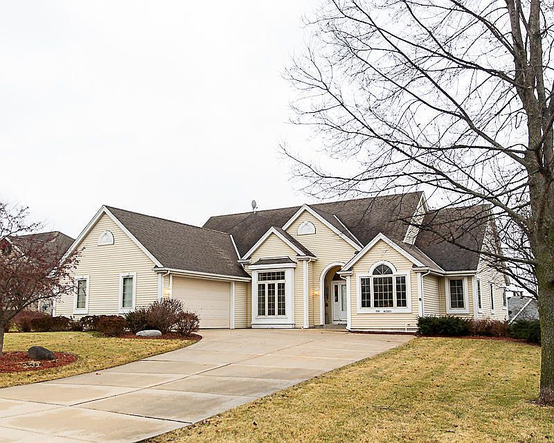 2nd image of N66W13631 Crestwood Dr