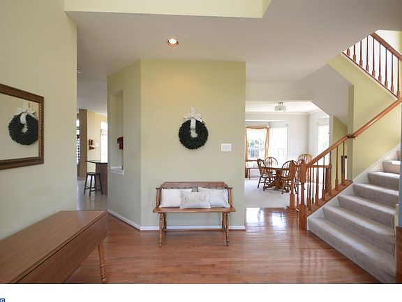 2nd image of 74 Cantwell Dr