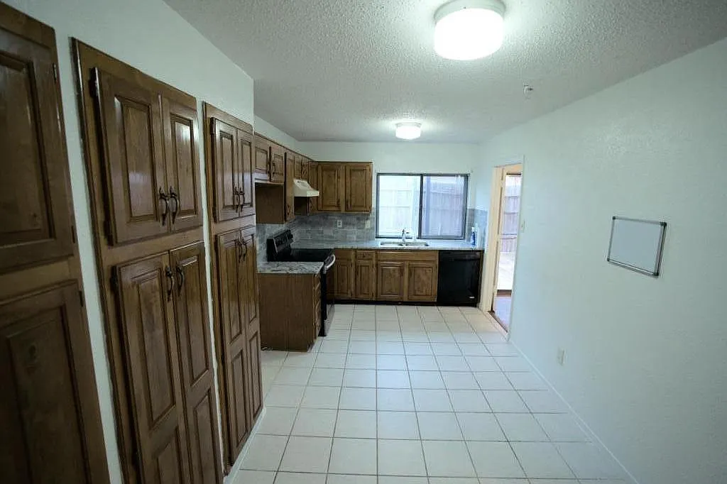 Building Photo - 10906 Listi Dr #HOUSE