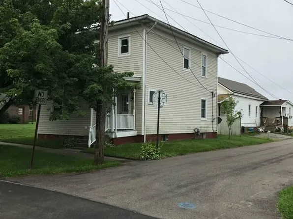 117 Market St, Waynesburg, OH 44688