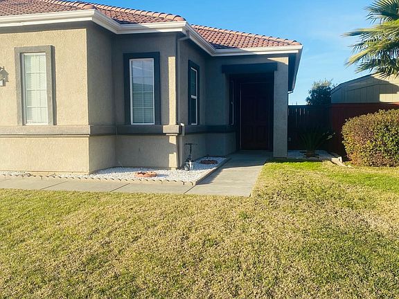 2nd image of 1627 Goldpoppy St
