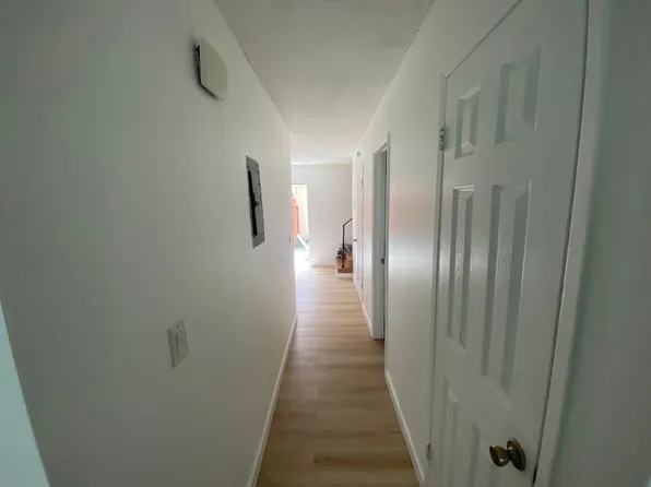 1602 N King St APT V1, Santa Ana, CA 92706