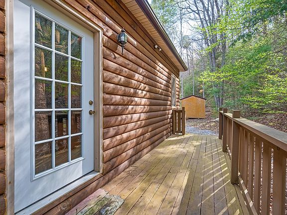 5th image of 22 Mulberry Ln