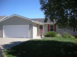 1829 Cypress Dr, Maryville, MO 64468