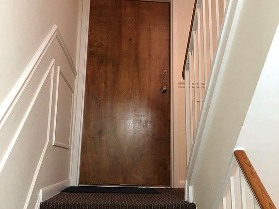 3rd image of 1927 17th St NW APT 4