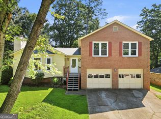 440 Hunters Cove Ct, Lawrenceville, GA 30044