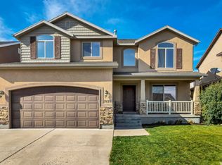 7474 S Sunset Maple Dr, West Jordan, UT 84081