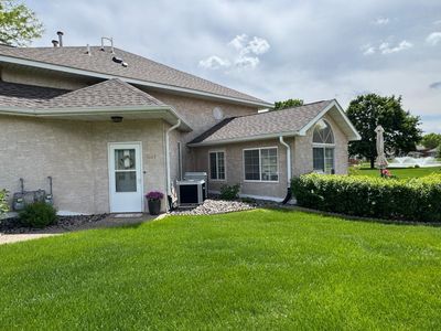 1102 Travis Rd, Marshall, MN, 56258