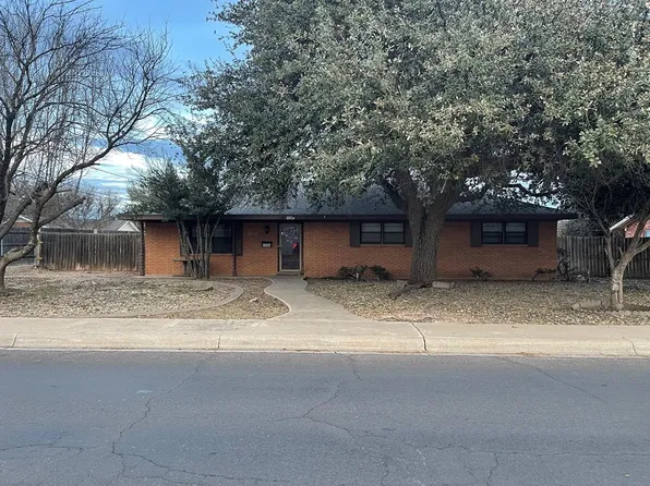 1204 Whitney Dr, Midland, TX 79701