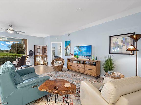 3rd image of 8201 Grand Palm Dr APT 1