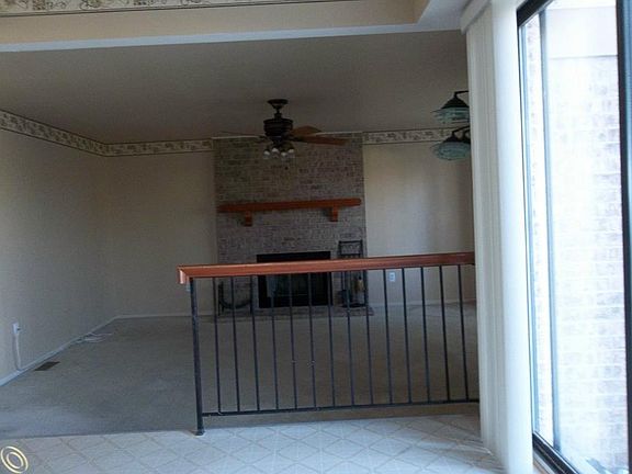 3rd image of 22938 Sherry Dr