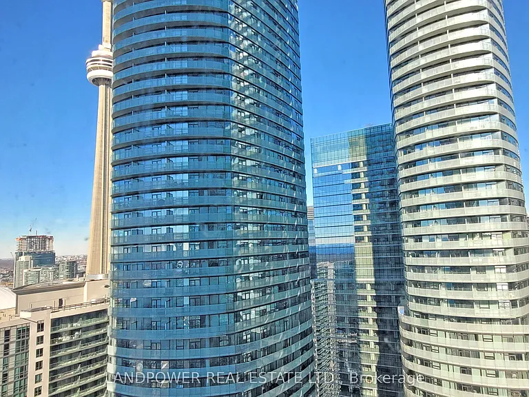 10 York St #3802 — Photo 25