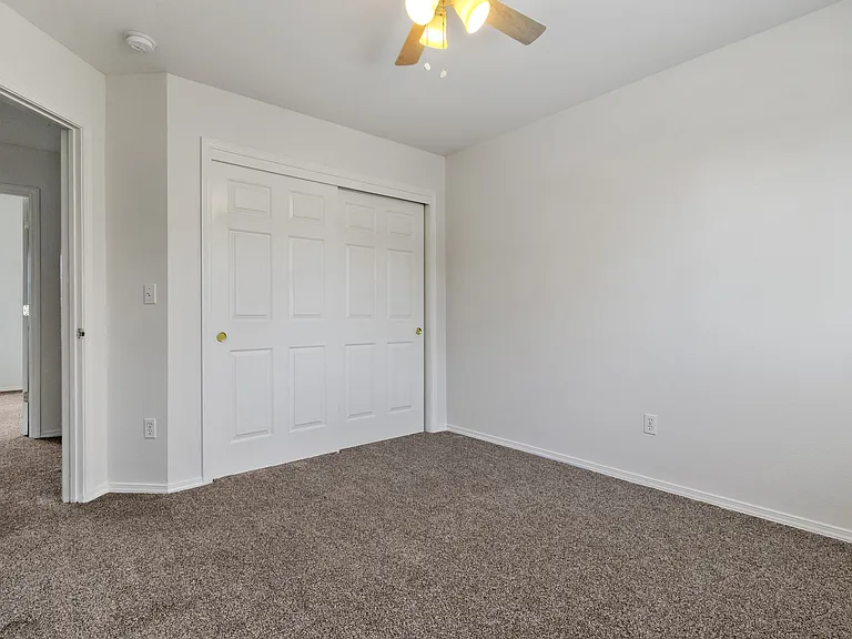 2114 E Olympic Ave — Photo 30