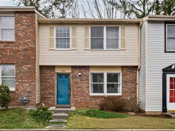 8843 Applegate Ln, Sandy Springs, GA 30350