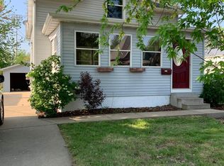 135 E Birch St, Canton, IL 61520