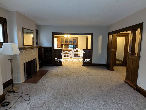 4th image of 3322 Dupont Ave S #1