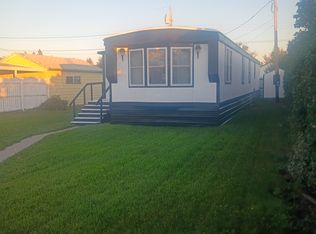 121 4th Ave NW, Cut bank, MT 59427