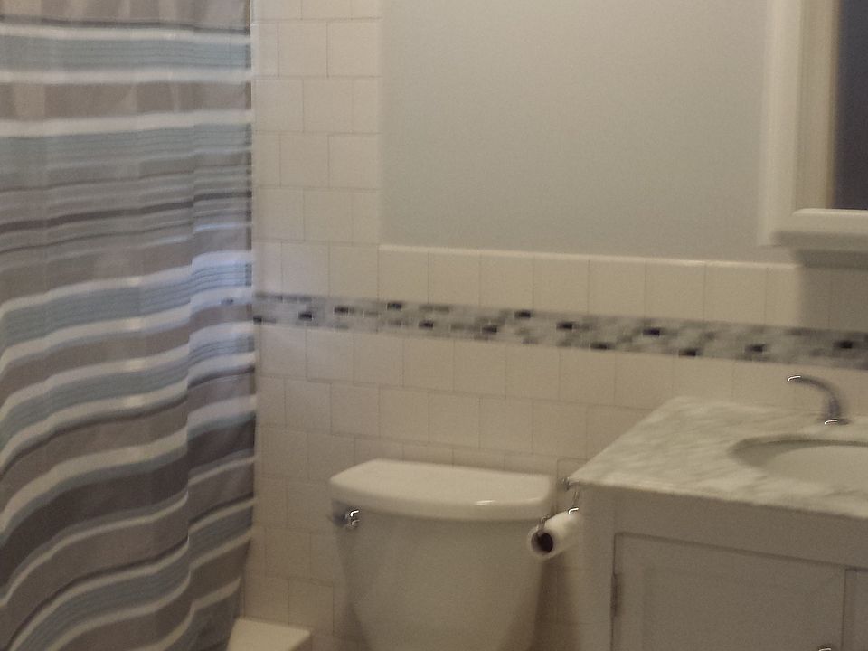 1st image of 35 Verona Pl #1