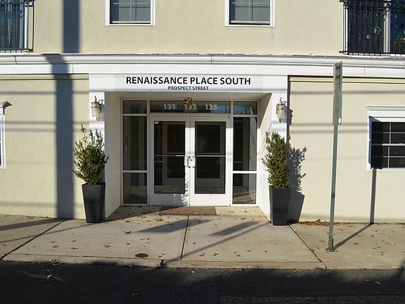 2nd image of 131 Prospect St #105