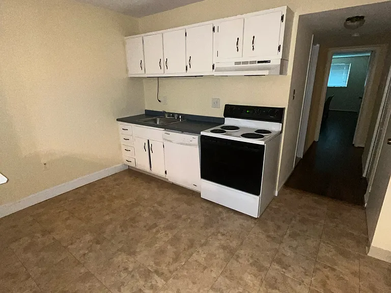 9708 Kings Crown Ct #2 — Photo 2