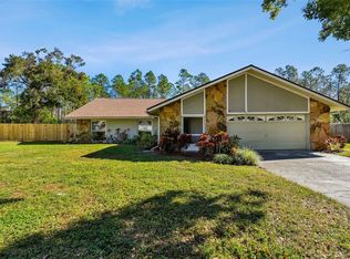 17615 Willow Creek Blvd, Lutz, FL 33549