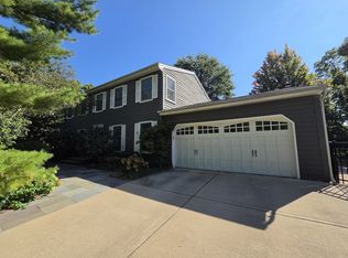 402 S Charles Ave, Naperville, IL 60540