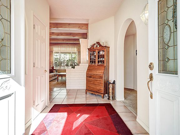 3rd image of 5820 Mimosa Pl NE