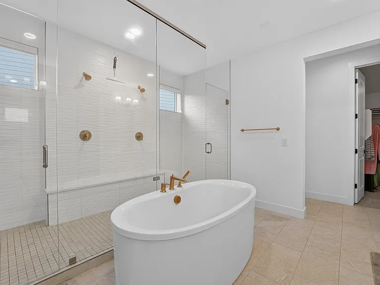5868 Santa Cruz Point — Photo 31