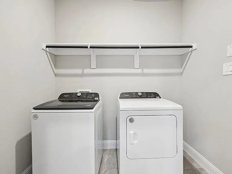 707 Hemingway Ln — Photo 16