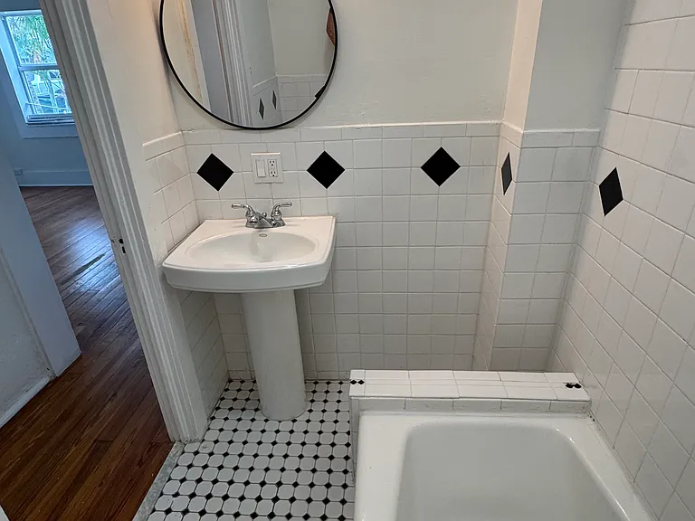 511 N K St #A — Photo 10