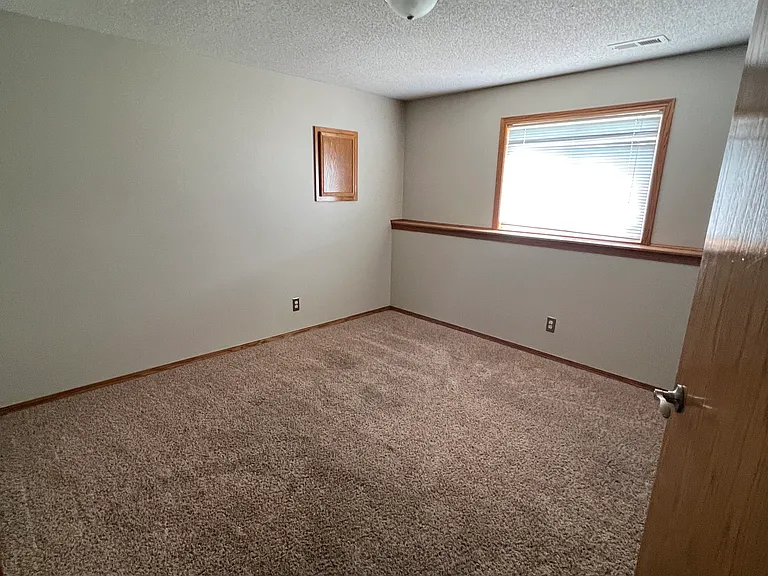2430 S Gatewood St — Photo 21