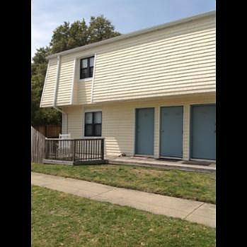 1st image of 3145 Page Ave APT 203