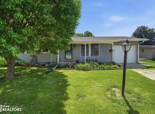 609 West St, Alden, IA 50006
