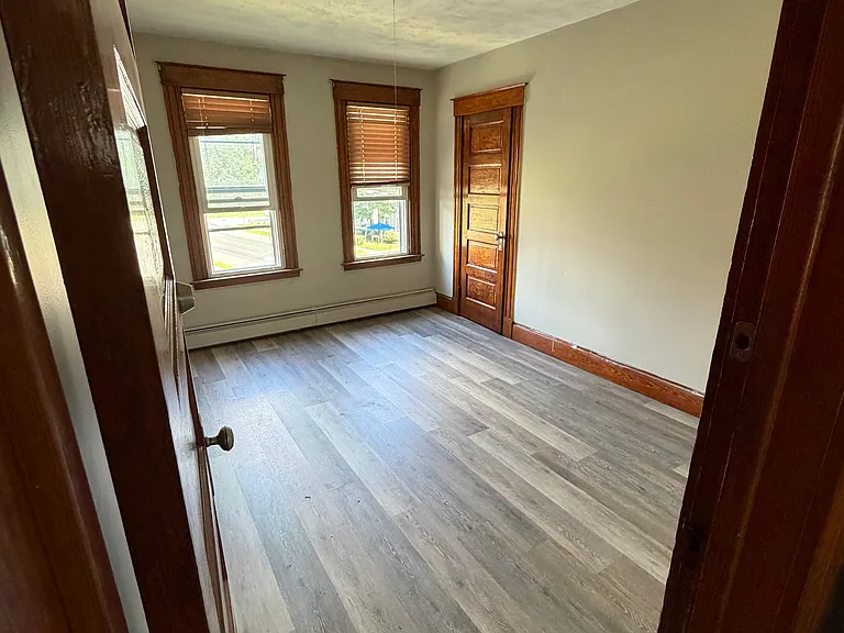 30 Farmington Ave #2 — Photo 6