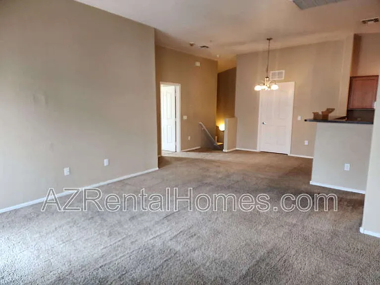 2402 E 5th St #1454 — Photo 6