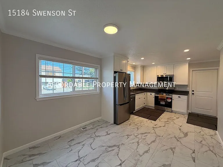 15184 Swenson St — Photo 8