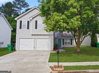 3045 Stonebridge Creek Dr, Lithonia, GA