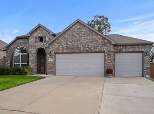 320 Red Maple Ln, Conroe, TX 77304