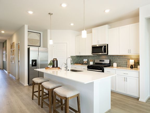 Granger Pointe Callaghan Kitchen