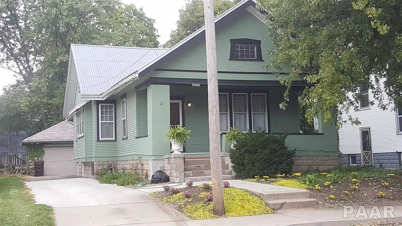 1019 W Columbia Ter photo 1