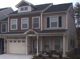 209 Beaconwood Ln, Holly Springs, NC 27540