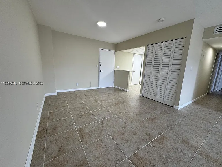 401 Golden Isles Dr #614 — Photo 24