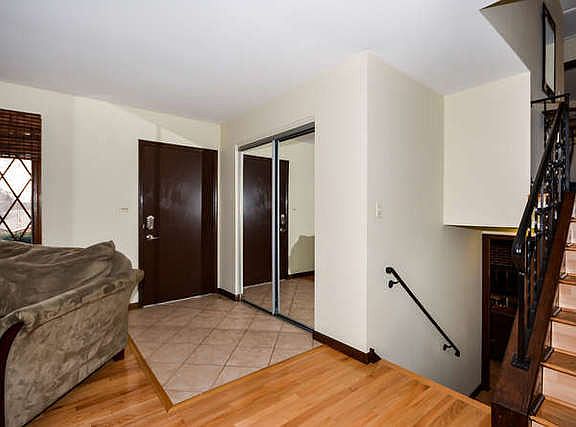 4th image of 733 Sherwood Ln