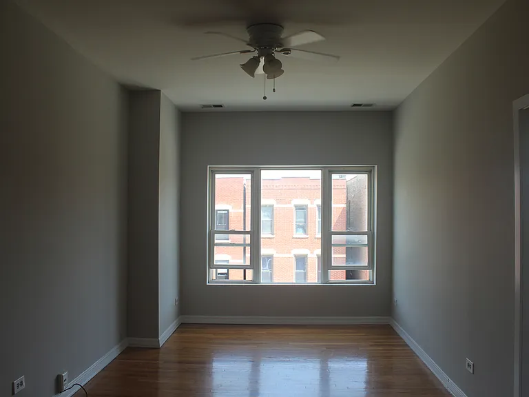1303 W Ohio St #3F — Photo 2