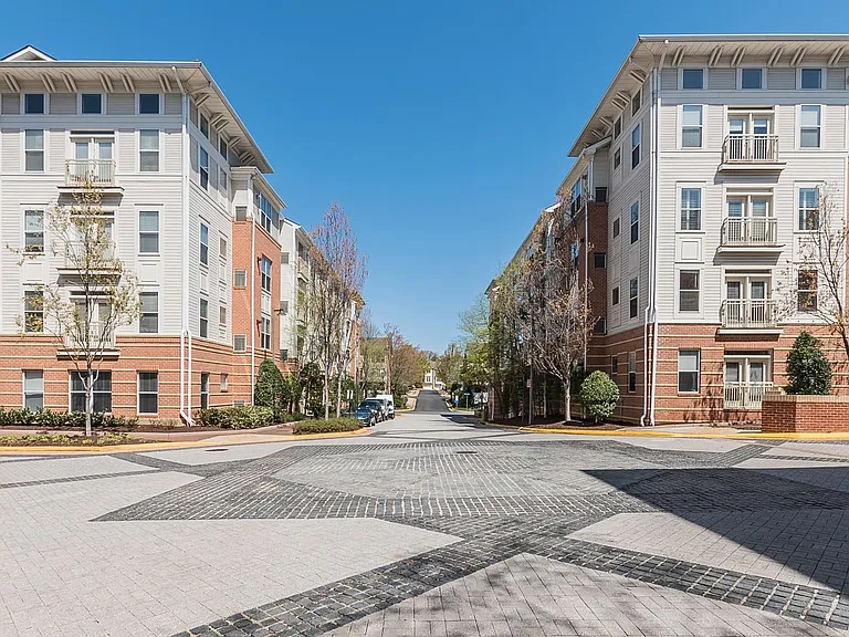 9480 Virginia Center Blvd #104 — Photo 1