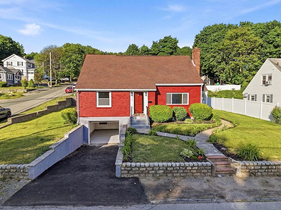 1st image of 92 Garfield Ave