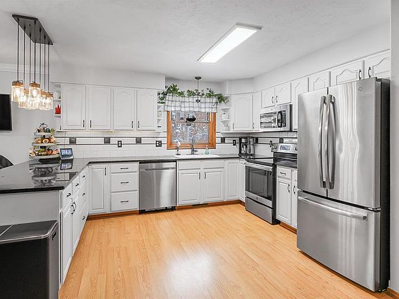 5th image of W10964 Big Slough Road