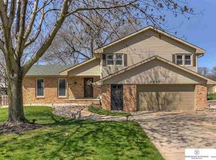 2010 S 139th Cir, Omaha, NE 68144