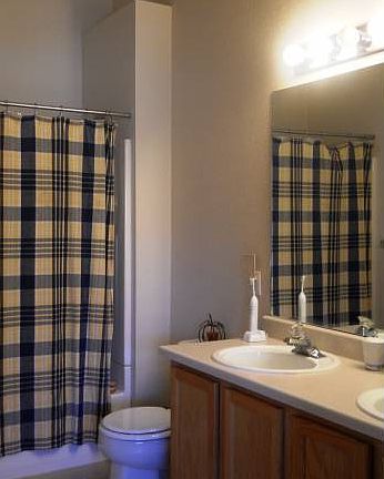 Master bath-double sinks